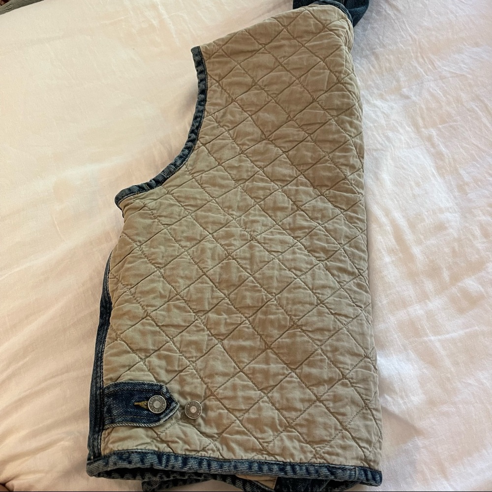 COPY - Vintage Denim Gap Vest - Picture 3 of 4